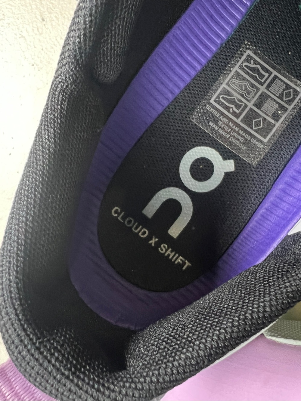 ON RUNNING ON CLOUD X SHIFT RUNNING SHOES - WOMEN'S SIZE 10 - Picture 9 of 13